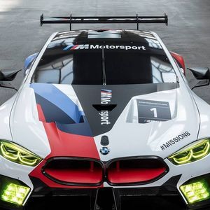 Meet your Posher, Zachary